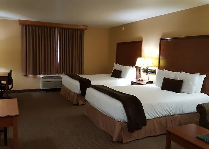 Expressway Hotel 3*