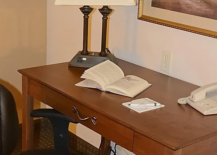 Hotel Expressway